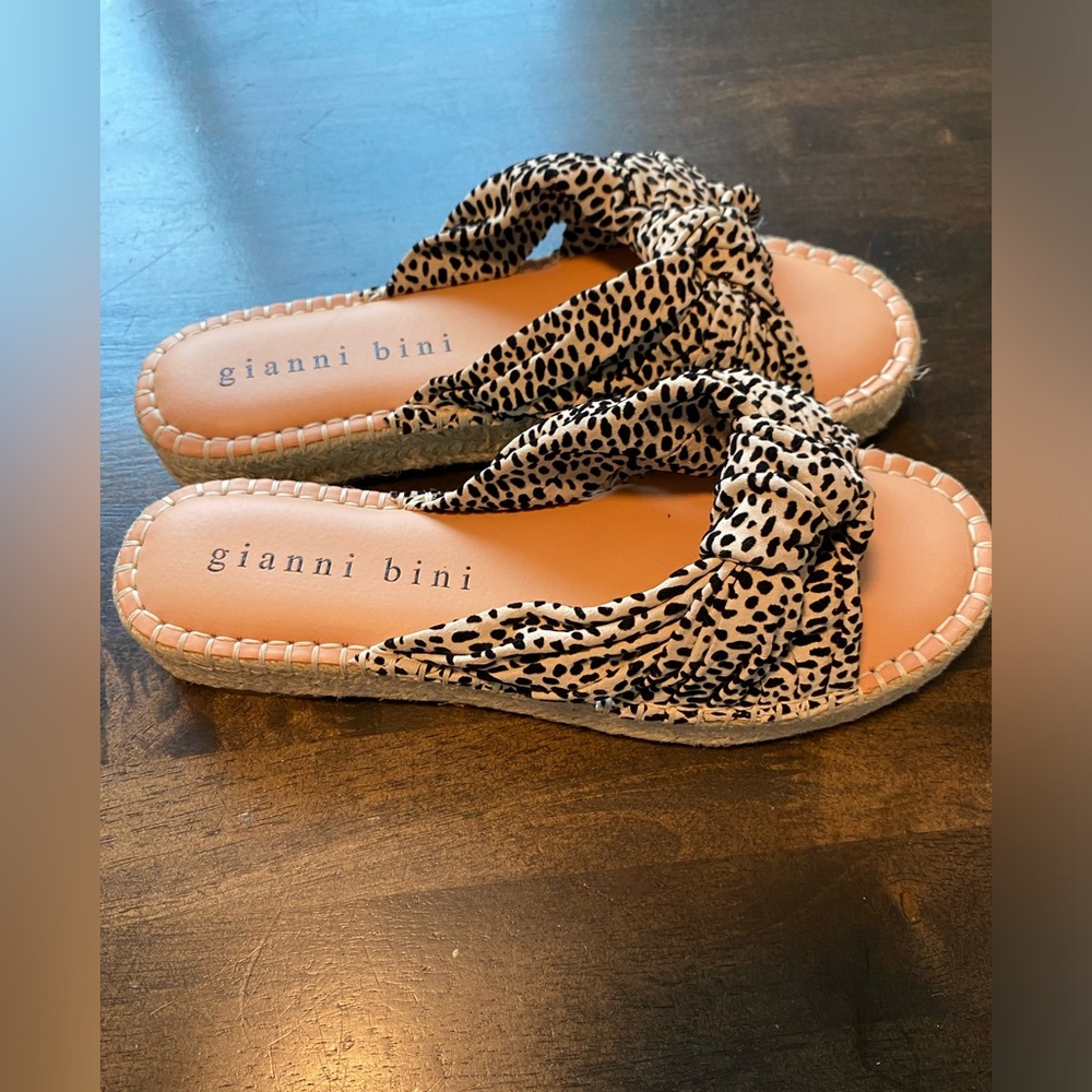 Gianni Bini Leopard Slide Boho Wedge Sandals Espadrille Size 9